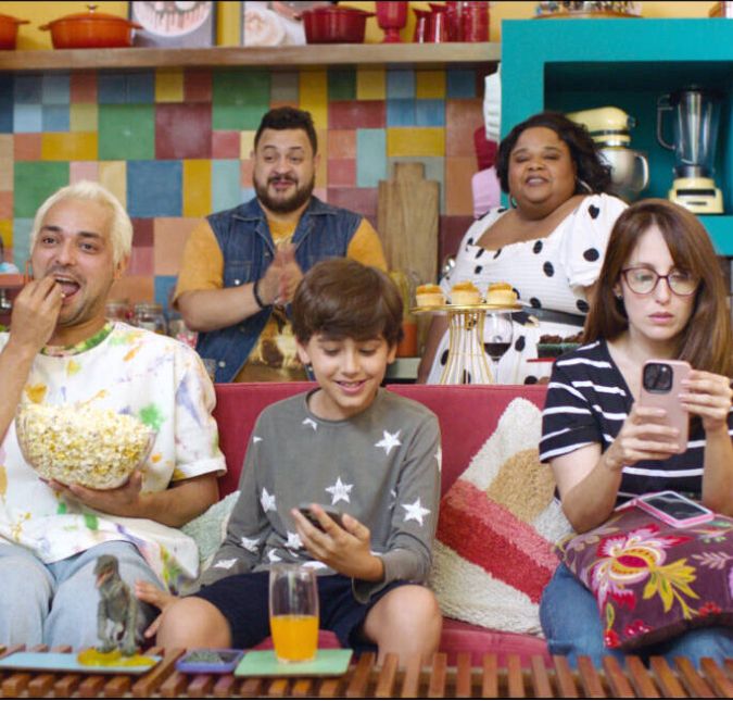 Medo de altura, primeira vez nos parques temáticos... Confira os bastidores de Dois é Demais em Orlando O filme nacional chegou aos cinemas na última quinta feira, dia 28