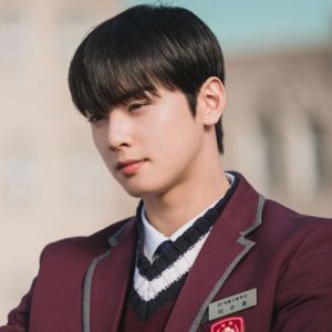 Além de Cha Eunwoo, conheça outros 8 atores sul-coreanos galãs de dorama!