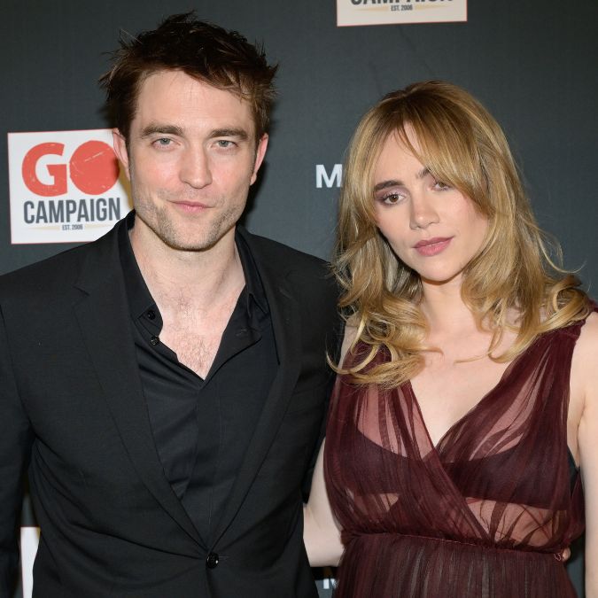 Nasceu? Robert Pattinson e Suki Waterhouse teriam sido vistos passeando com carrinho de bebê em Los Angeles, diz jornal