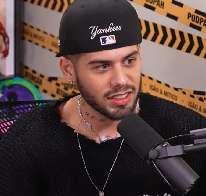 Zé Felipe surpreende ao falar sobre rap que fez para defender a família: - Fingi que nem fiz O cantor marcou presença no Podpah e relembrou a polêmica com Evaristo Costa