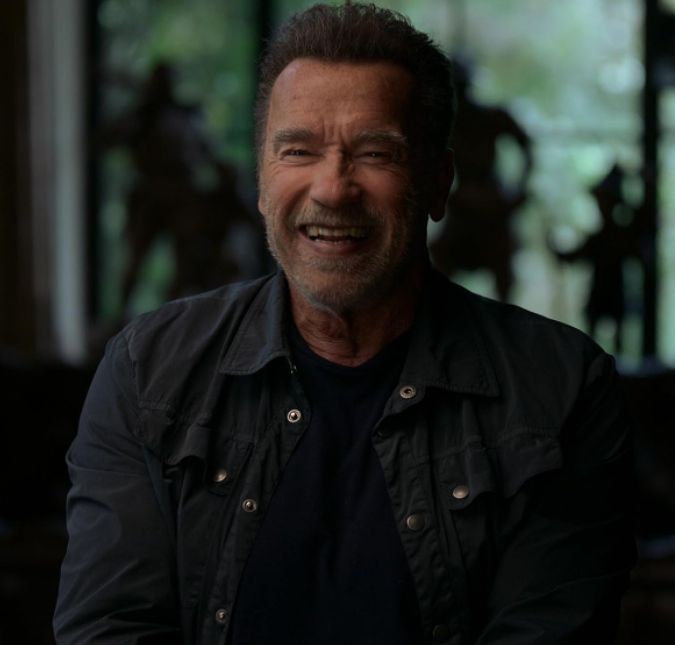 Após cirurgia cardíaca, Arnold Schwarzenegger tranquiliza fãs e anuncia retorno ao trabalho: Estarei pronto para filmar em abril O ator está na série Fubar, da Netflix