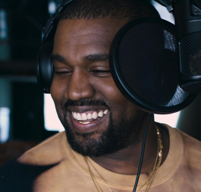 Após perder contratos, Kanye West afirma ser o <i>melhor do mundo</i> e o único a ser <i>descancelado</i>