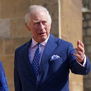 Em primeira aparição desde diagnóstico de câncer, Rei Charles III faz comentário sobre tratamento