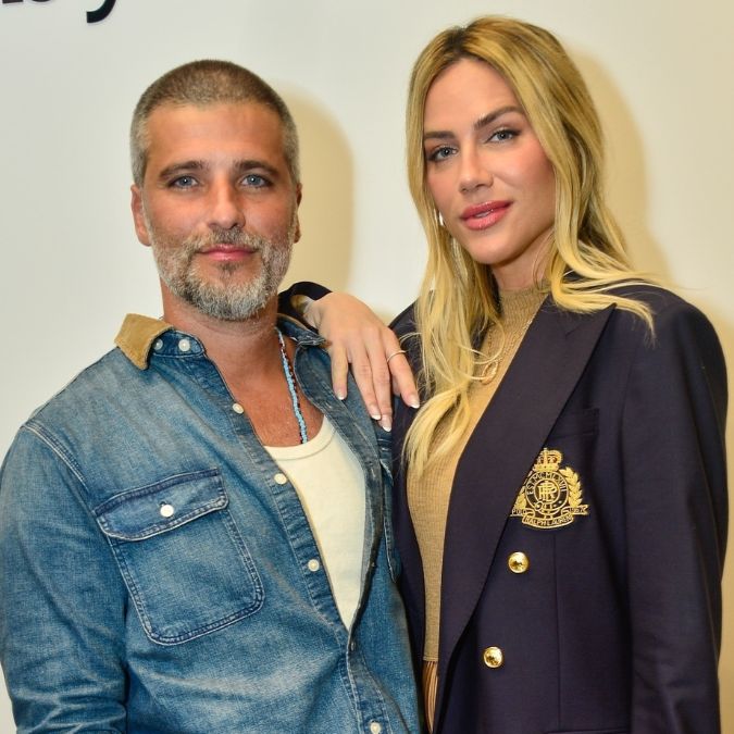 Bruno Gagliasso e Giovanna Ewbank mostram carinhos íntimos em vídeo; assista!