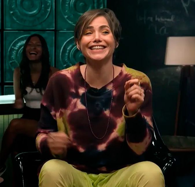 Letícia Colin celebra alta hospitalar do pai e dispara: Agora vamos cuidar A atriz tinha refletido sobre envelhecimento quando noticiou a internação do patriarca, José Hélio