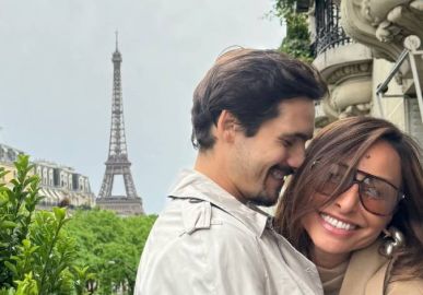 Sabrina Sato encontra Nicolas Prattes em Paris e ator se declara. Veja os melhores momentos do casal!