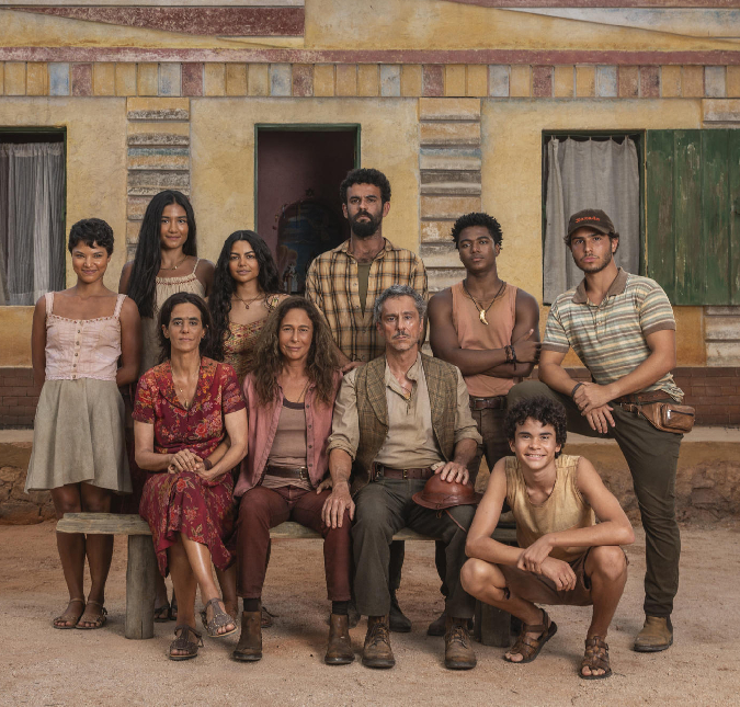 Vivendo como uma grande família em <I>No Rancho Fundo</I>, os filhos de Dona Zefa contam sobre os laços criados na trama