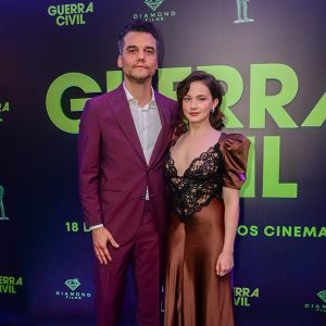 Wagner Moura e Cailee Spaeny recebem Débora Bloch, Dira Paes em mais famosos em pré-estreia de <i>Guerra Civil</i>; veja