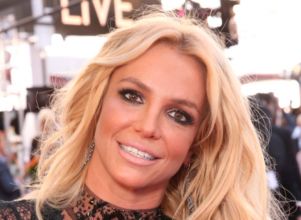 Britney Spears e namorado tiveram briga acalorada, que acabou com cantora <i>fora de controle</i>, diz <i>site</i>