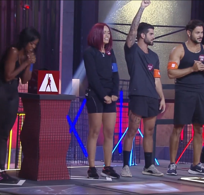 Jaline, MC Jey Jey e De Albú são os novos donos das casas em <I>A Grande Conquista</I>. Veja o que rolou nesta madrugada no <I>reality</I>