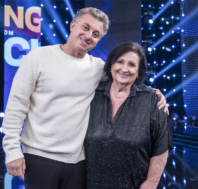Dona Déa revela ao vivo que Luciano Huck doou um milhão de reais ao Rio Grande do Sul