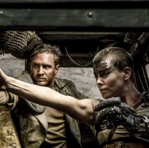 George Miller relembra desavenças entre Tom Hardy e Charlize Theron em <I>Mad Max</i>: -<I>Não há desculpa para isso</i>