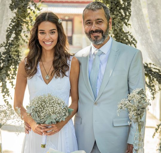 Relembre as famosas que já se vestiram de noiva em novelas (e inspire-se nos modelitos!)