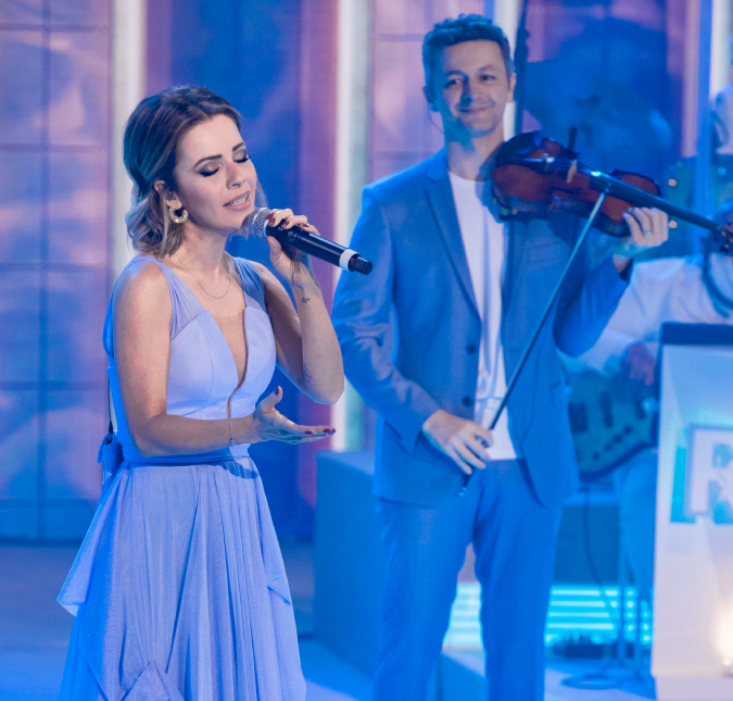 Após separação, Sandy e Lucas Lima deixam evento juntos
