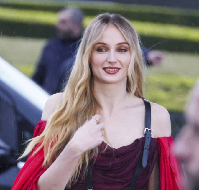 Sophie Turner confessa ter pensado em dar fim na sua primeira gravidez com Joe Jonas
