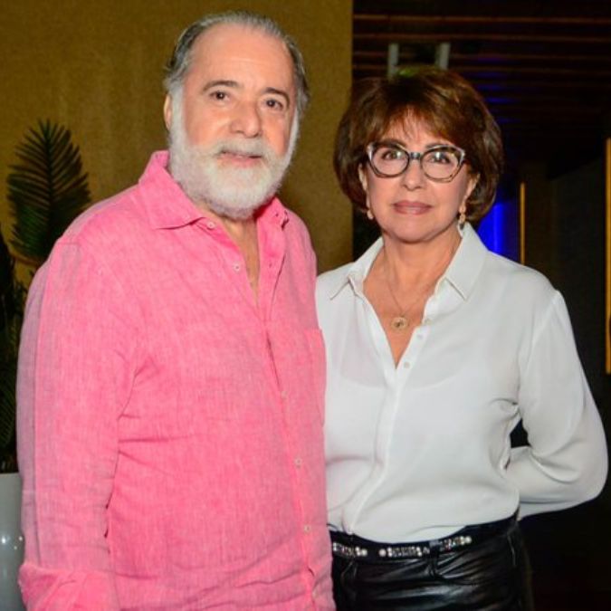 Esposa de Tony Ramos tranquiliza fãs após cirurgia do ator: <i>Foi um sucesso</i>