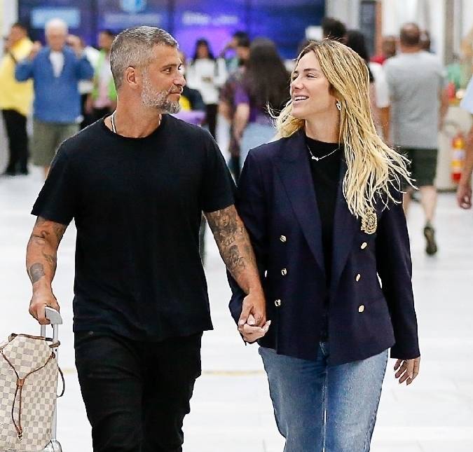 Bruno Gagliasso se derrete ao falar de Giovanna Ewbank: - <i>Eu olho para ela se arrumando e sinto tesão</i>
