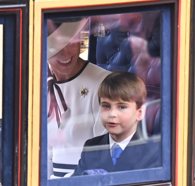 Ele rouba a cena! Em primeira aparição pública após diagnóstico de câncer, Kate Middleton se diverte com Príncipe Louis