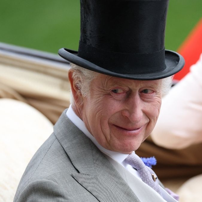 Rei Charles III estaria planejando visita aos Estados Unidos para passar tempo com filhos de Príncipe Harry e Meghan Markle