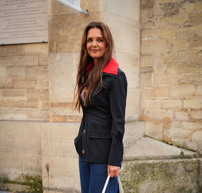 Katie Holmes provavelmente <i>nunca deixará de se preocupar com Suri</i>, diz revista