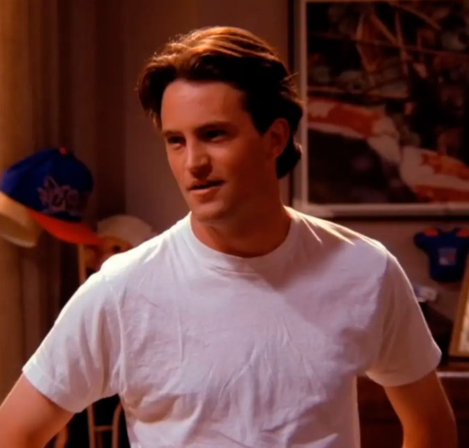 Polícia investiga conexão de segunda celebridade em morte de Matthew Perry, diz revista