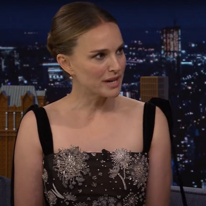 Natalie Portman revela como Rihanna a ajudou durante divórcio e dispara: <i>- Foi exatamente o que eu precisava</i>