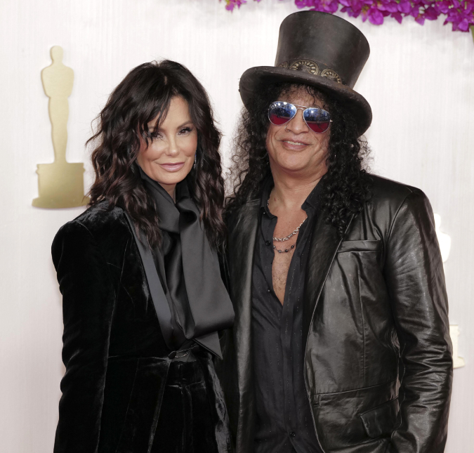 Slash, do <I>Guns N' Roses</i>, anuncia morte de enteada e cancela <I>shows</i>