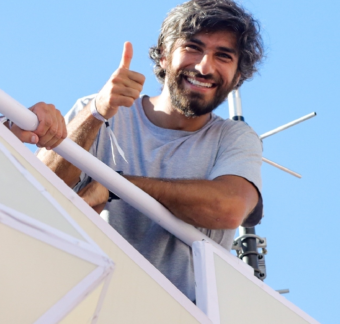 Hugo Moura vive novo romance após três meses do término com Deborah Secco, diz colunista
