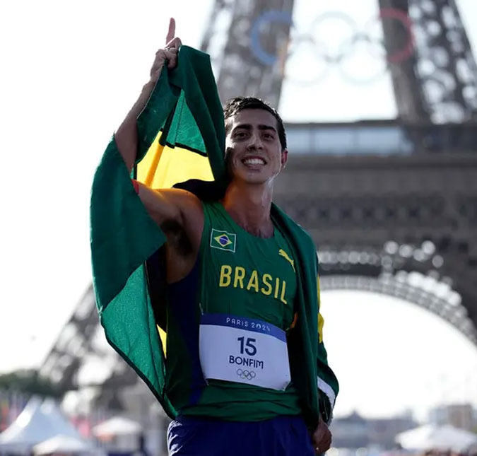 Medalha de prata nas Olimpíadas, Caio Bonfim já foi jogador de futebol; entenda!