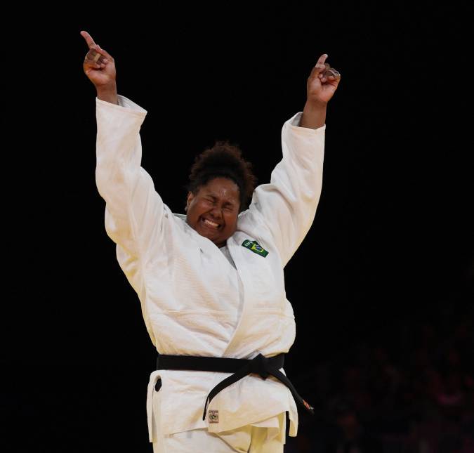 Beatriz Souza ganha muito mais do que a medalha de ouro, saiba quanto ela vai receber com a vitória