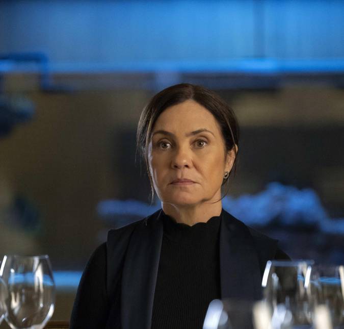 Adriana Esteves fala sobre nova vilã em <i>Mania de Você</i>: - <i>As pessoas esperam uma</i> Avenida Brasil 2