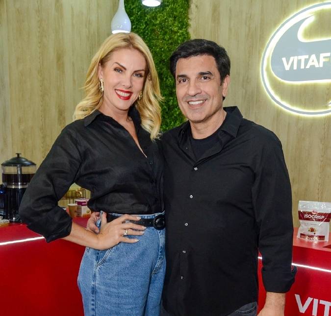 Ana Hickmann homenageia Edu Guedes e o sogro no Dia dos Pais