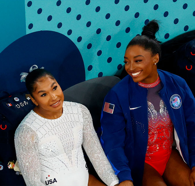 Após Jordan Chiles perder medalha de bronze, Simone Biles manda mensagem de apoio: <i>Nós amamos você</i>