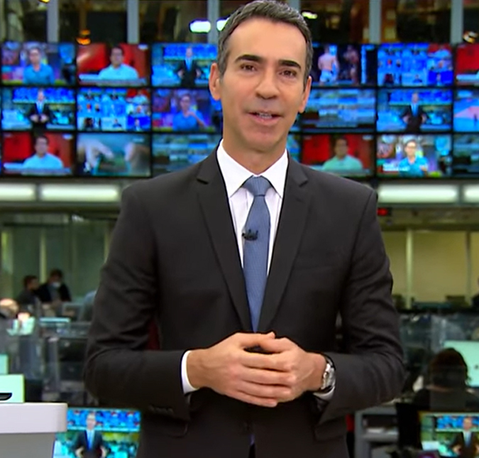 Cesar Tralli emociona ao lembrar morte da mãe: <i>- Partiu de uma maneira repentina, inesperada e violenta</i>