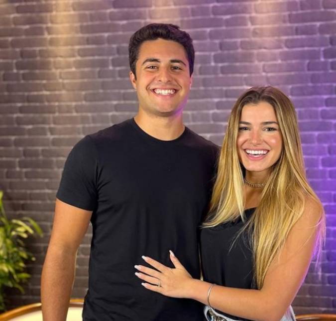 Júlia Vieira prova doce pela primeira vez em lua de mel: <i>Nunca provei brigadeiro</i>