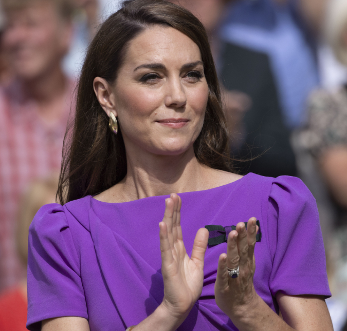 Kate Middleton ainda não estaria fora de perigo e não tem data para retornar aos deveres reais: <I>Ainda não chegamos lá</i>