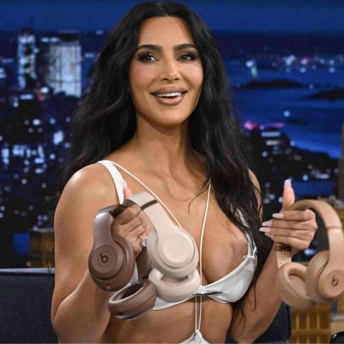 Kim Kardashian revela que filhos tentam arranjar novo namorado para ela: <i>Eles fazem listas</i>