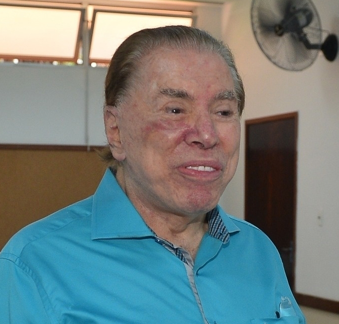 Silvio Santos morreu em decorrência de broncopneumonia após infecção por Influenza