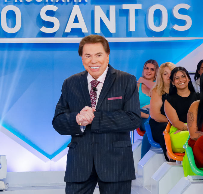Assessoria do <i>SBT</i> desmente boatos de que Silvio Santos escolheu a programação no dia de sua morte
