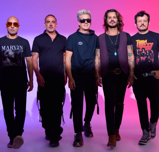 Jota Quest lança segunda parte do álbum <i>De Volta Ao Novo</i>, que conta com novas colaborações e <i>feats</i>