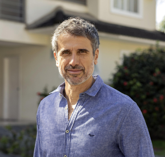 Vivendo mais um personagem polêmico, Eriberto Leão diz que tenta não levar características dos papéis para casa: <I>- Não vou dizer que sou 100% capaz</I>