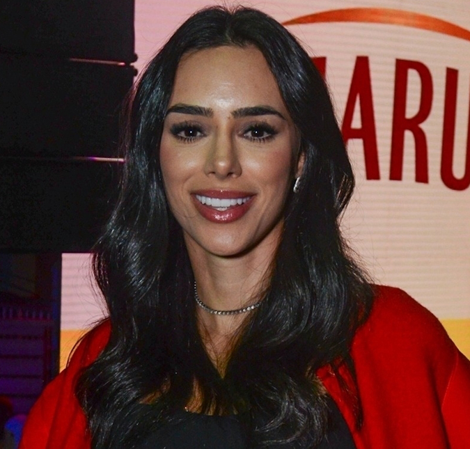Bruna Biancardi posta clique raro ao lado dos pais e de Neymar Jr.