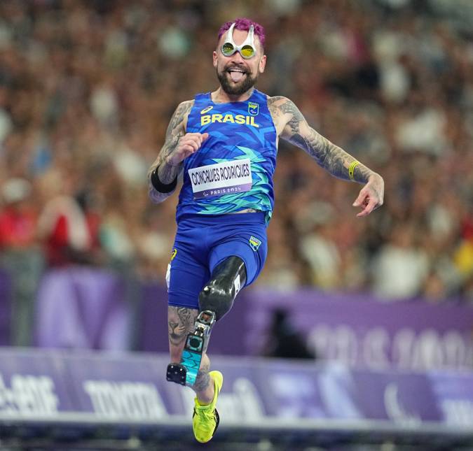 Ex-<I>BBB</i>, Vinicius Rodrigues conquista medalha de bronze nas Paraolimpíadas de Paris
