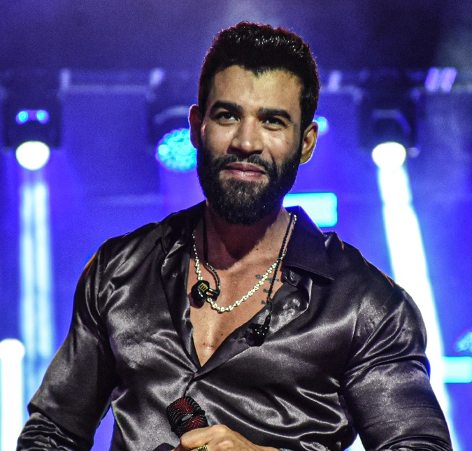 Gusttavo Lima se pronuncia pela primeira vez sobre avião apreendido: <i>- Não tenho nada a ver com isso</i>
