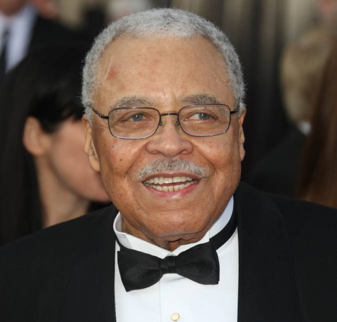 Amigos e companheiros de tela de James Earl Jones homenageiam o ator