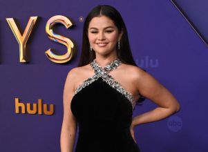 Selena Gomez compartilha momento fofo da afilhada torcendo por ela no <i>Emmy</i>: - <i>Alegrou minha noite</i>