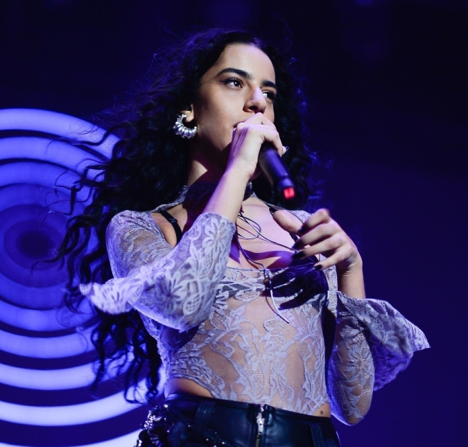 Marina Sena se pronuncia após jogar água em mulher no <i>show</i> do <i>The Weeknd</i>