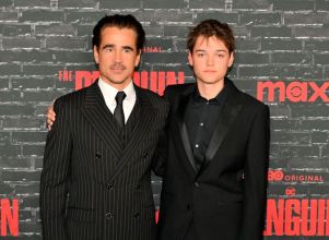 Colin Farrell e filho chamam atenção pela semelhança em <i>première</i> de <i>The Penguin</i>