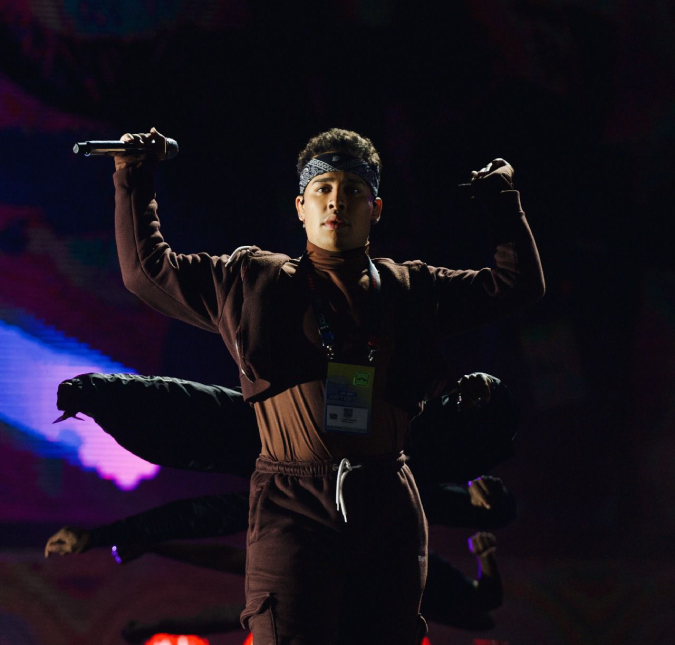 Gloria Groove faz ensaio para apresentação no <I>Rock In Rio</I> e promete muita <I>brasilidade</I>