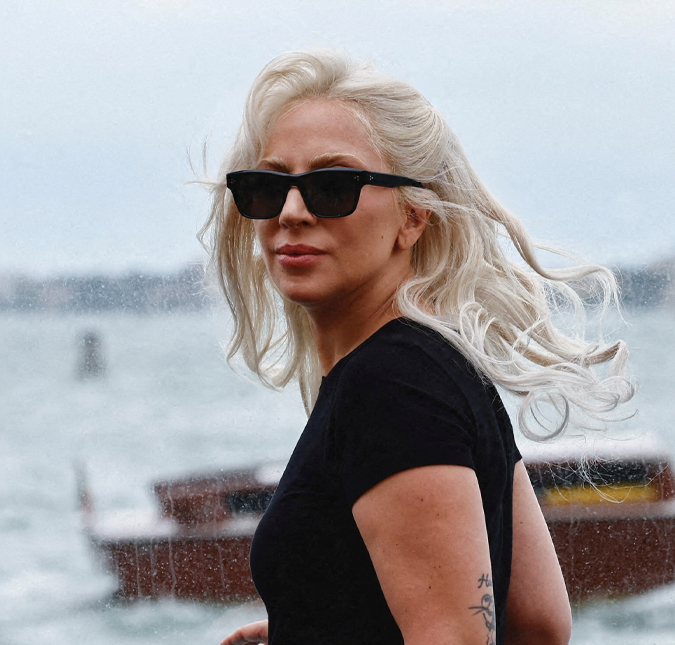 Lady Gaga explica motivo de nunca ter rebatido rumores de que ela era homem